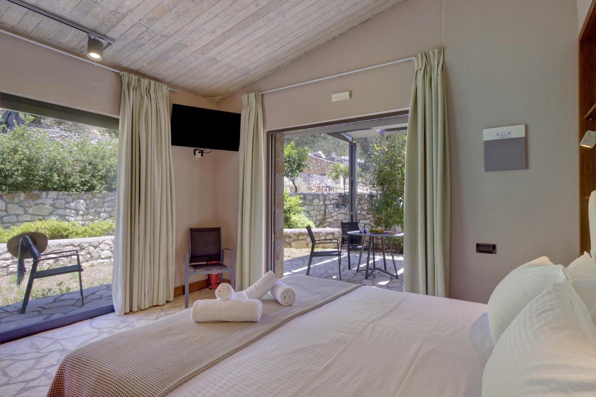 Paxoi Resort - Adult-Only Gaios Bagian luar foto
